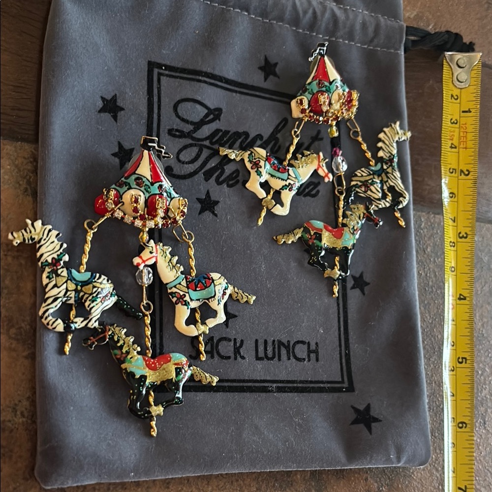 Lunch At The Ritz CAROUSEL HORSES post Earrings - Picture 5 of 12